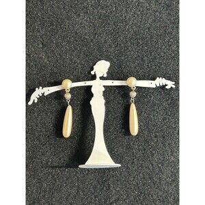 Vintage Liz Claiborne Faux Pearl Drop/Dangle Pierced Earrings Gold Tone J-330